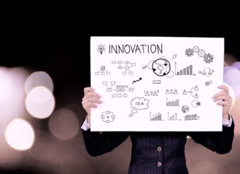 Open innovation dans une entreprise : frein ou avantage pour les achats ?